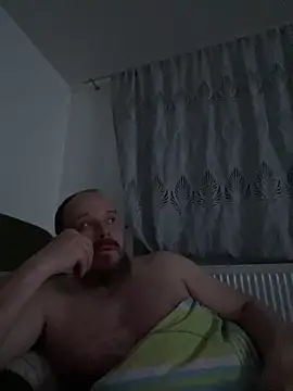 FROL83 online show from April 4, 7:44 pm