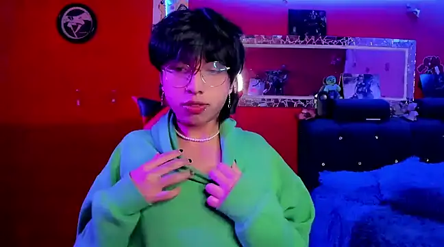 AnggelONfiree online show from December 11, 7:10 am