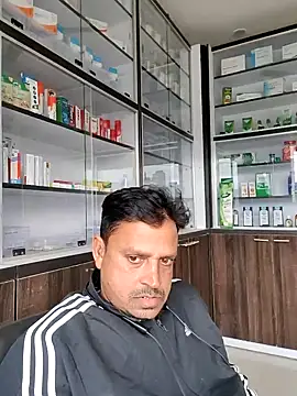 Raj1043 online show from December 3, 11:16 am