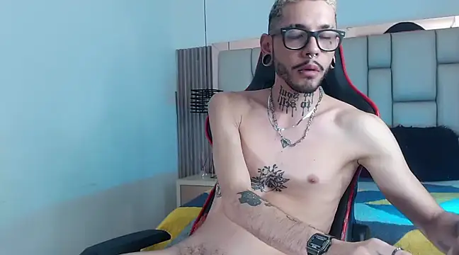 MurdockH online show from January 26, 4:41 am