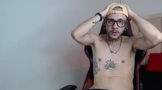 MurdockH online show from January 30, 4:48 am