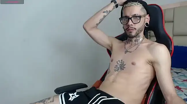 MurdockH online show from January 25, 5:18 am