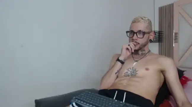 MurdockH online show from March 13, 5:54 am