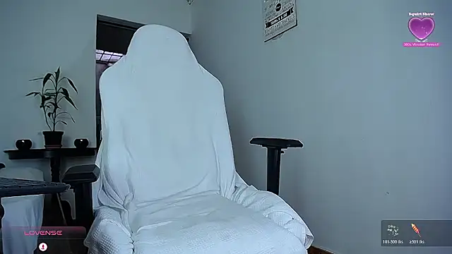 diamond black00 online show from January 11, 9:51 pm