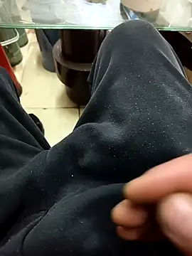 huzi518 online show from January 24, 1:57 pm