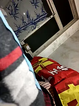 huzi518 online show from February 8, 9:46 pm