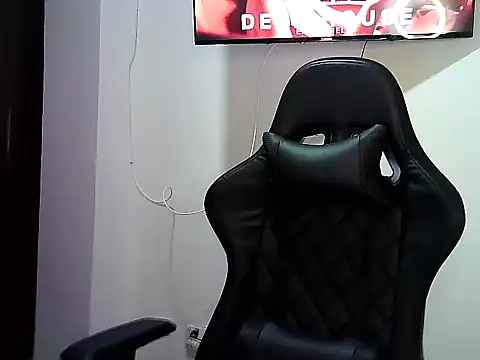 tupapito00 online show from May 29, 1:59 am