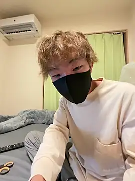 UKI06 online show from February 21, 3:24 pm