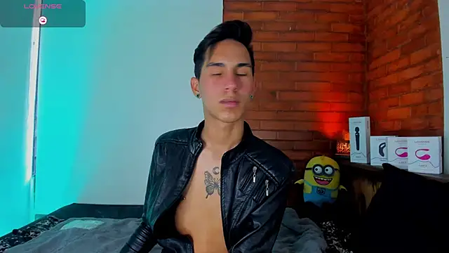 MillersKink online show from April 12, 8:54 pm