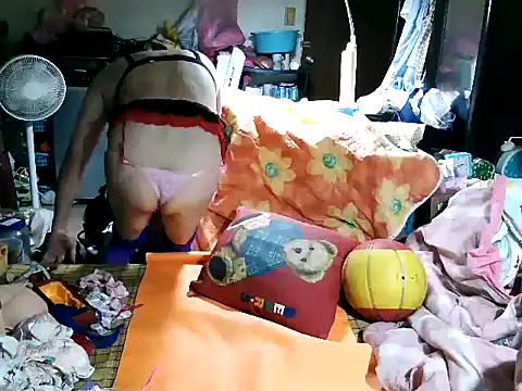 jamescheng27390 online show from September 9, 6:35 am