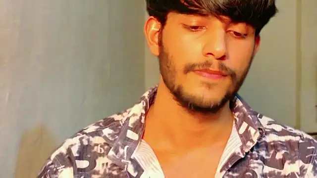 kingkartik7 online show from February 22, 5:47 pm