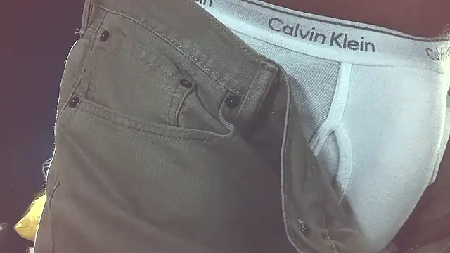 briefsguy4lifexh online show from March 22, 7:46 am