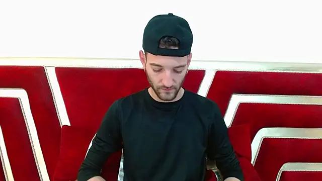 Christopher saint online show from April 14, 2:16 pm