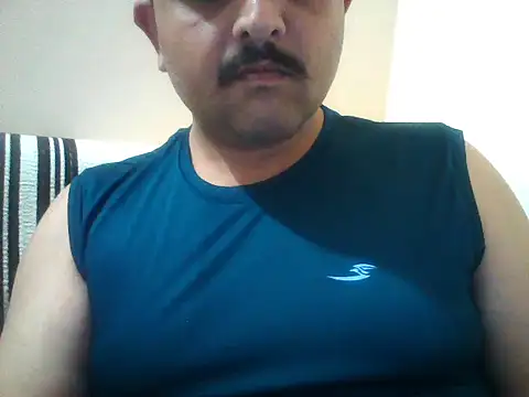 Akhil3290 online show from April 8, 3:10 pm