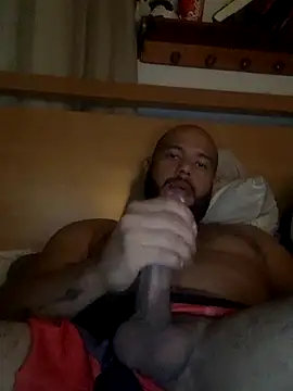 Snapshot of kioluy chatting on October 8, 10:47 pm kioluy online show from October 8, 10:47 pm