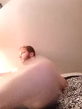 Snapshot of Sexebon01 chatting on December 10, 4:06 pm Sexebon01 online show from December 10, 4:06 pm