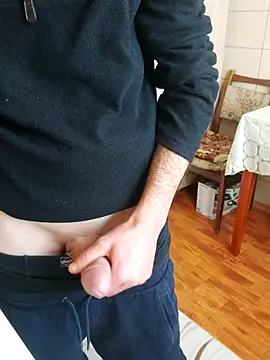 Snapshot of S3rgybisex chatting on October 16, 12:13 pm S3rgybisex online show from October 16, 12:13 pm