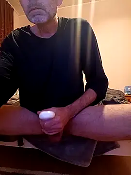 BesterJunge45 online show from November 30, 7:32 am