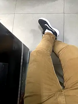 Hjsjsjsjjd online show from November 5, 12:40 pm