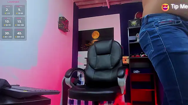 Marcos garcias online show from April 3, 11:07 am