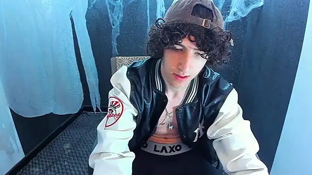 Kerverr  online show from October 30, 3:35 pm