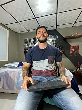 marcel crawford96 online show from April 18, 7:07 pm