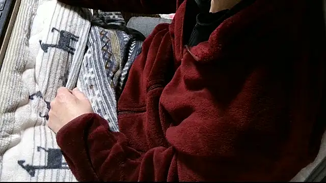 cinnabar red online show from April 8, 3:07 am