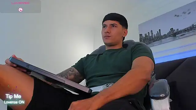 Damian23   online show from February 12, 1:28 pm