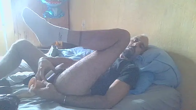 Snapshot of arrow13680 chatting on November 2, 1:37 pm arrow13680 online show from November 2, 1:37 pm