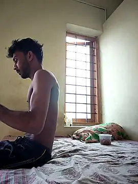 JOHN LEE DEREK online show from April 6, 8:59 am