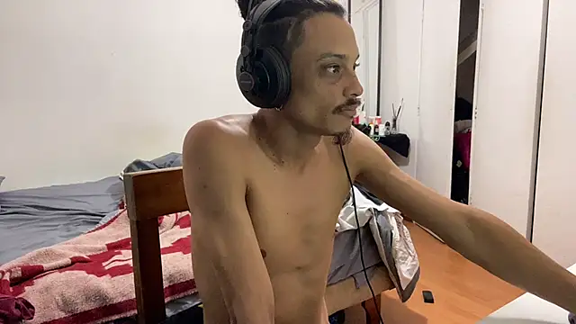 villanocat online show from December 3, 6:03 am