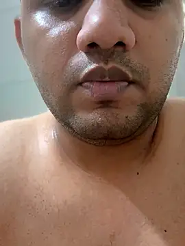 ved240 online show from March 9, 1:38 pm