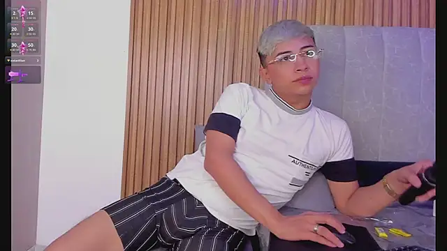 dylan park online show from December 6, 1:44 pm