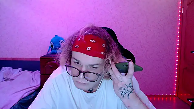 Steve Mi online show from September 15, 1:23 pm