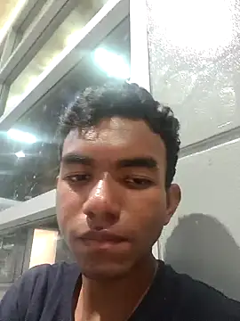 Reynold2608 online show from January 3, 1:48 am