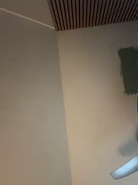 janberlin online show from December 23, 11:08 am