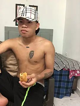 logannth online show from March 10, 3:51 pm