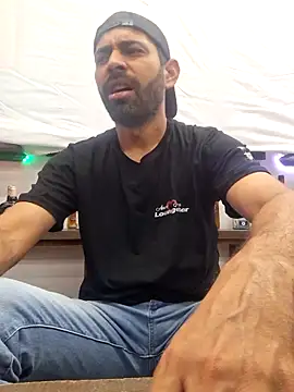 Alsaud1106 online show from March 20, 9:02 pm