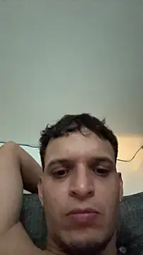 ArturoDelgado1 online show from April 16, 12:43 am