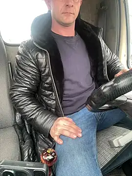 AlexGWoW online show from January 24, 11:15 am