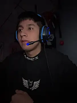 Stiven 017 online show from January 11, 12:15 am