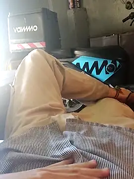 Juliano69xv online show from February 20, 7:59 pm