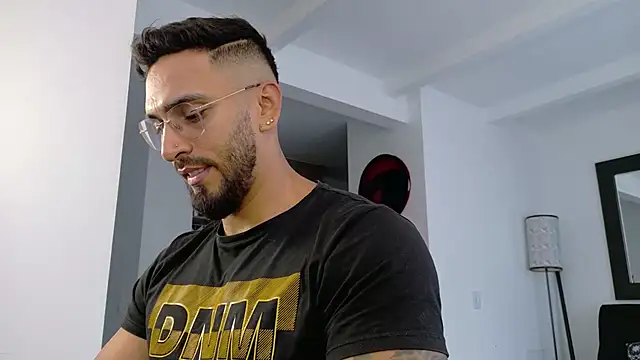 tony muscle online show from February 15, 10:51 pm