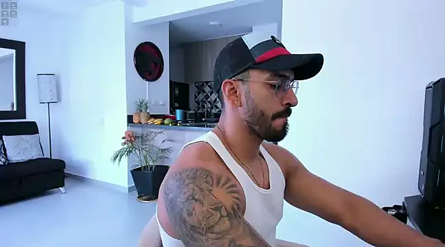 tony muscle online show from January 18, 9:02 pm