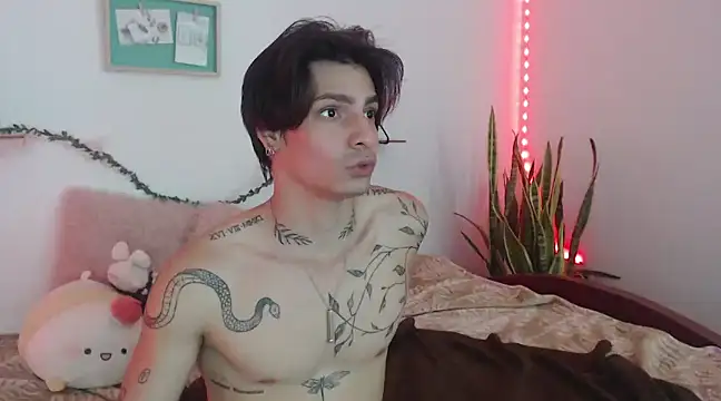 Apolo Hidalgo01 online show from January 1, 5:00 pm