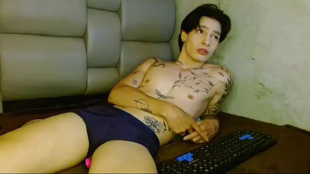 Apolo Hidalgo01 online show from September 18, 7:16 pm