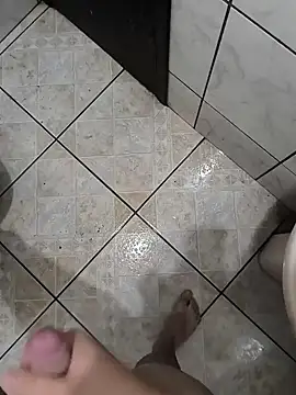 Lucadelas3453 online show from December 2, 11:32 am