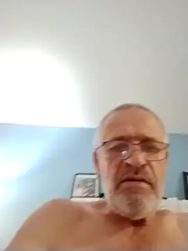Snapshot of geilerschwanz64 chatting on October 20, 1:31 am geilerschwanz64 online show from October 20, 1:31 am