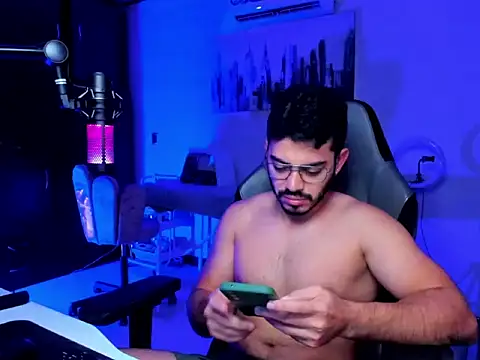 BrunoD31 online show from February 3, 11:37 am