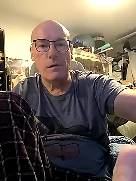 bogland33 online show from November 22, 8:19 pm